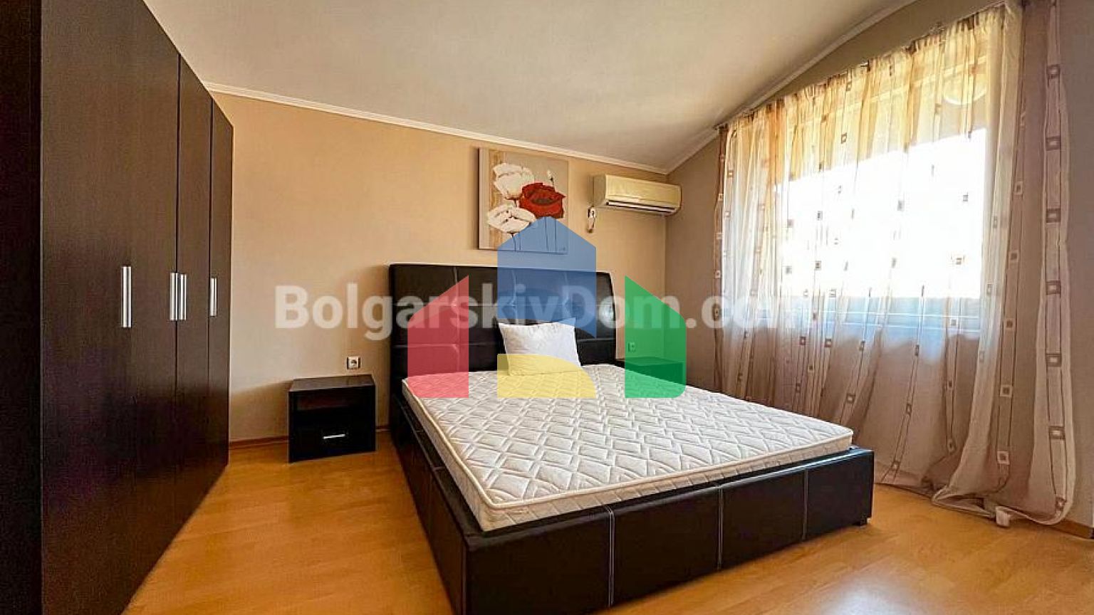 Двухкомнатная квартира в Шато Несебр