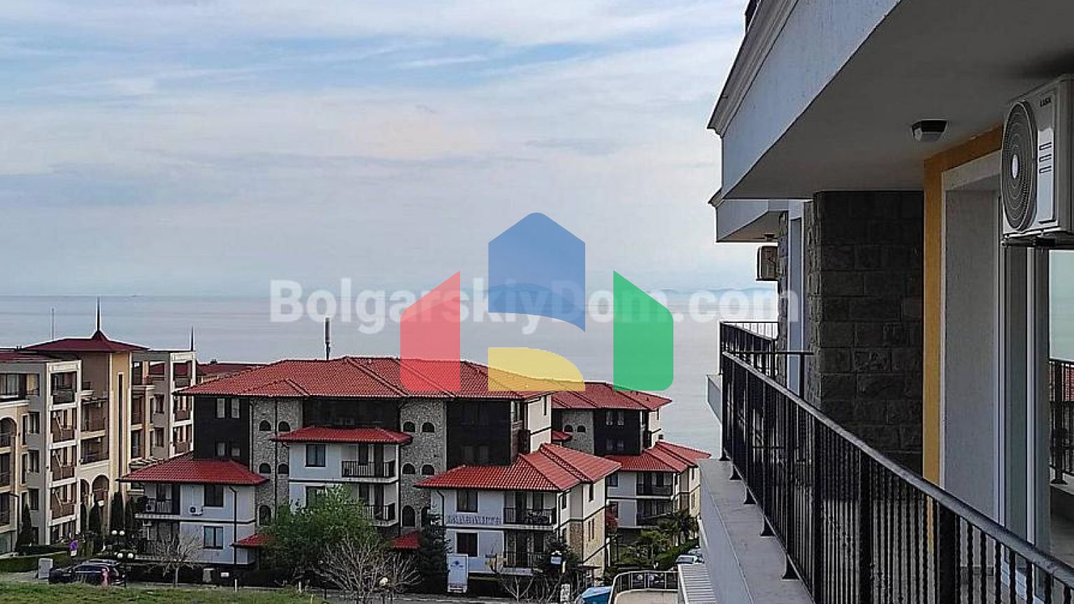 Двухкомнатная квартира в Гранд Вилла 2