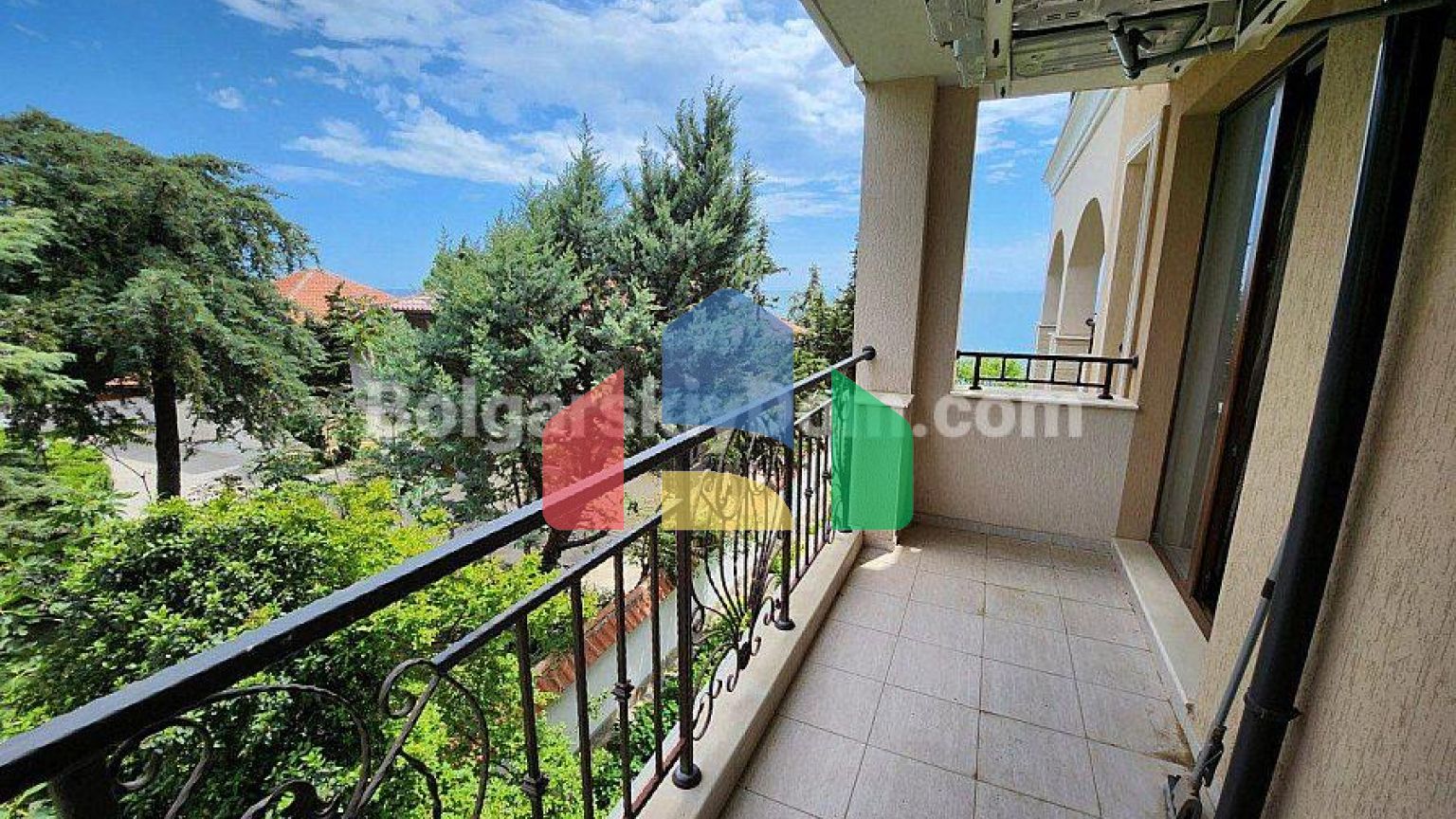 Двокімнатна квартира в Порто Парадізо