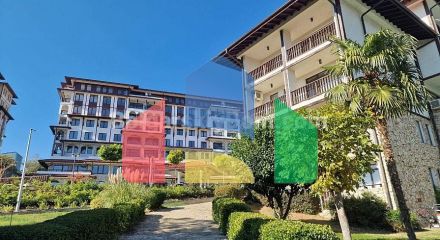 Two-bedroom apartment in Etera 4