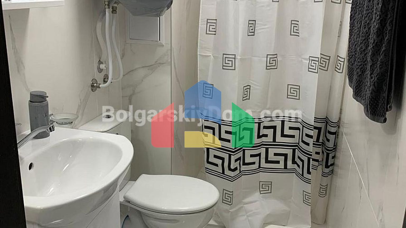 Трикімнатна квартира в Етера 4