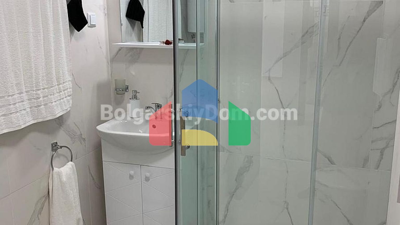 Трикімнатна квартира в Етера 4