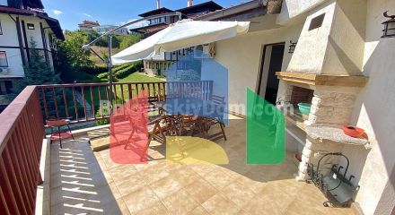 Триповерхова вілла в Етера