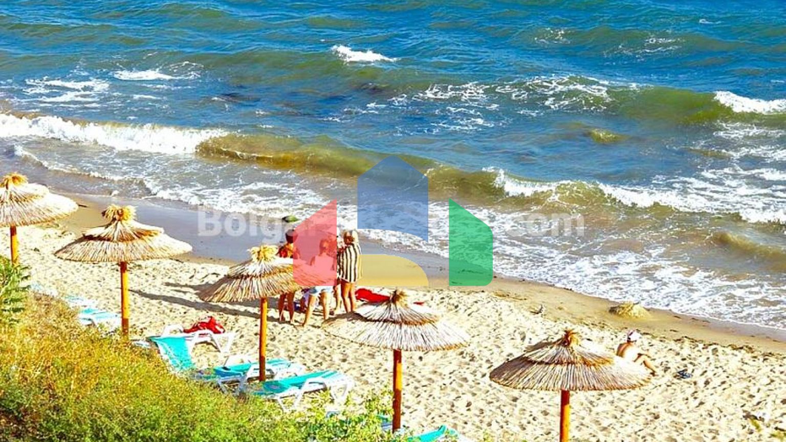 Триповерхова вілла в Етера