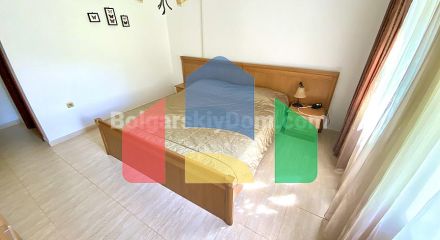 Триповерхова вілла в Етера