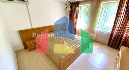 Триповерхова вілла в Етера