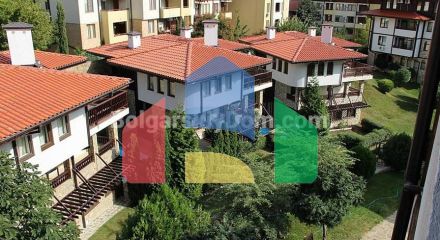 Триповерхова вілла в Етера