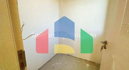 Чотирьохкімнатна квартира в Артур