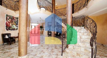 Чотирьохкімнатна квартира в Артур