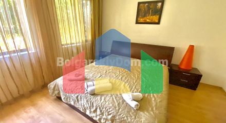 Трехэтажный коттедж в Этера