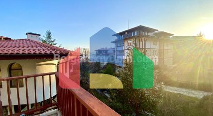 Трехэтажный коттедж в Этера