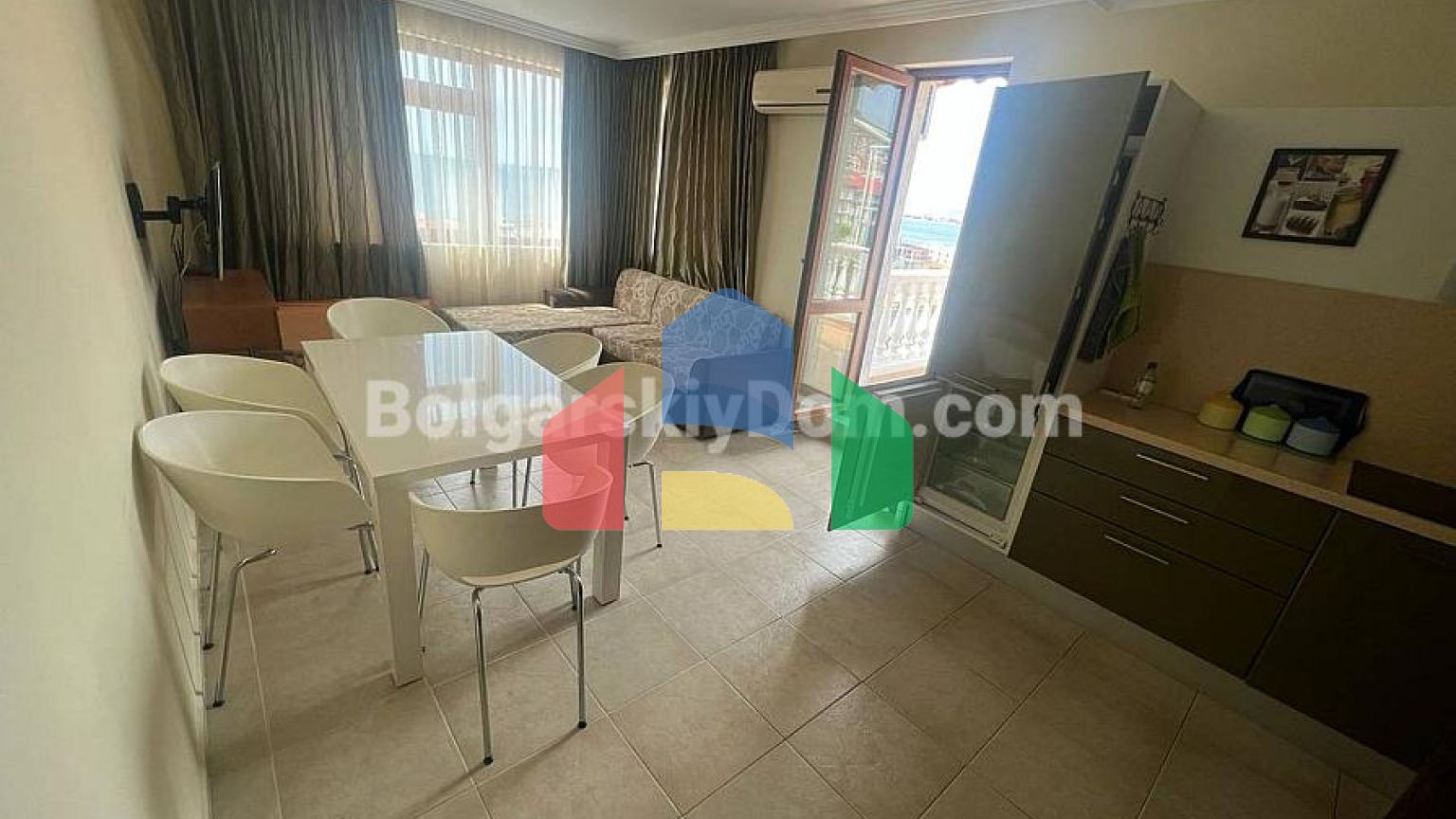 Двокімнатна квартира в Каприз