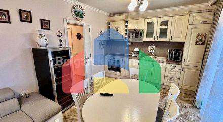 Шикарна трикімнатна квартира в Вілла Флоренція