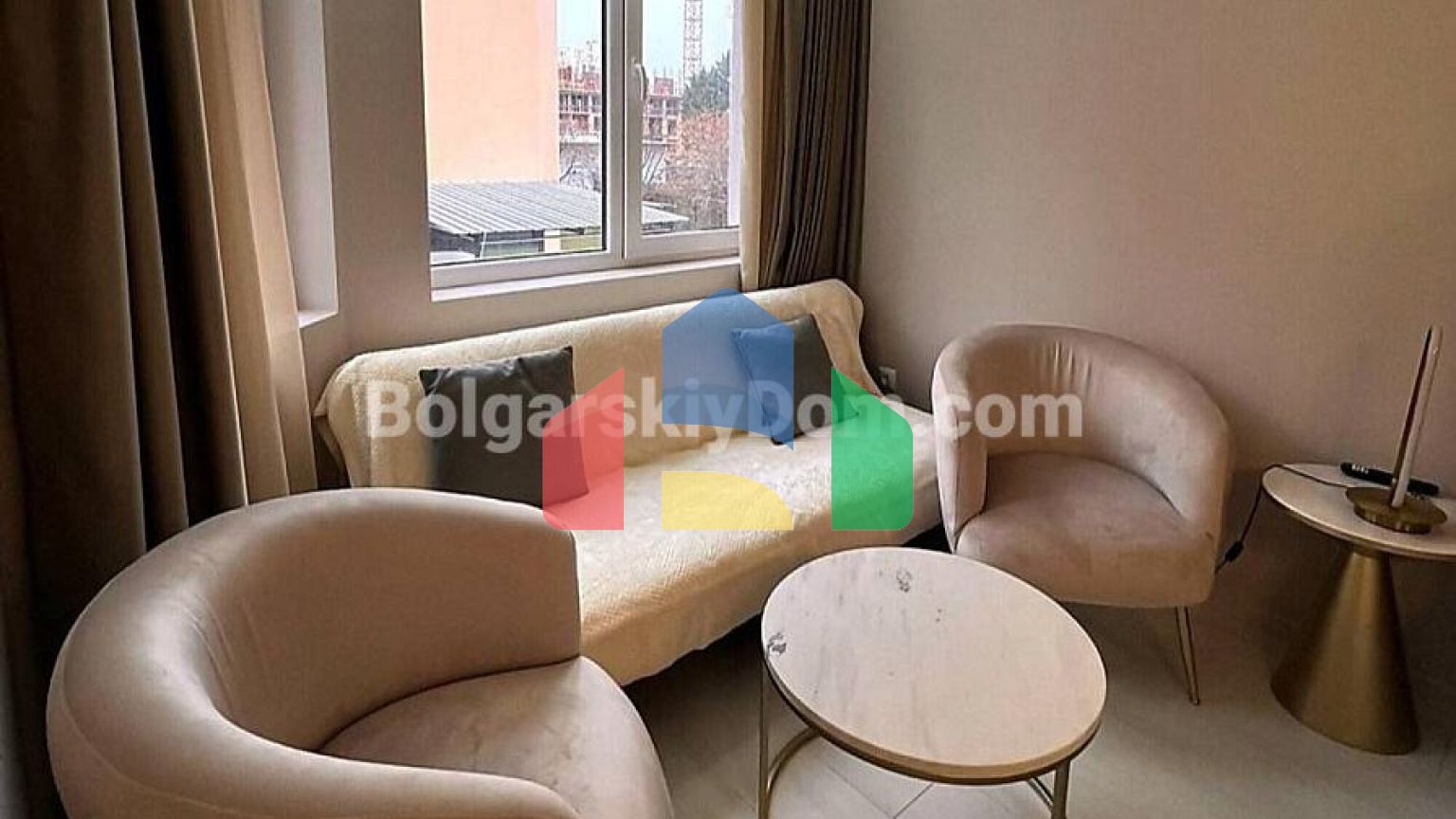 Квартира-студія в Ж'адор Сікрет Гарден