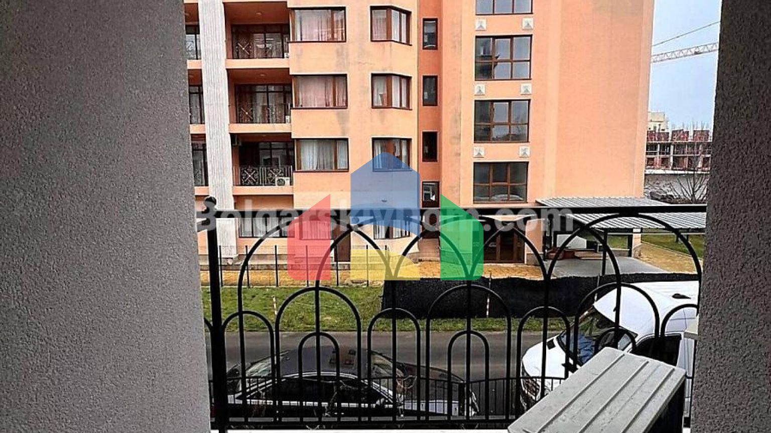 Квартира-студія в Ж'адор Сікрет Гарден