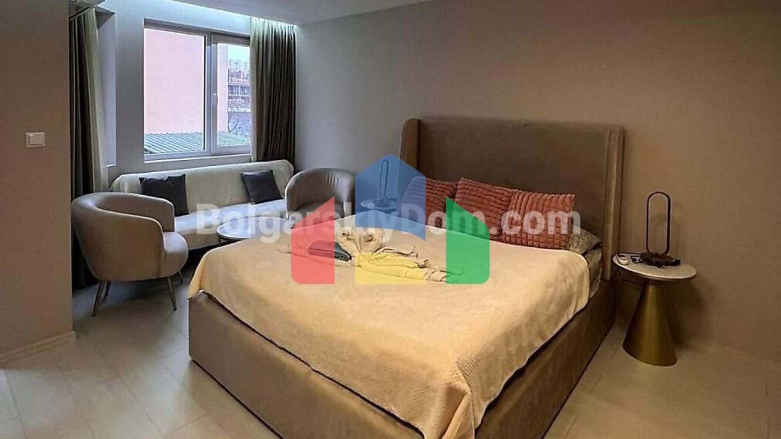 Квартира-студія в Ж'адор Сікрет Гарден