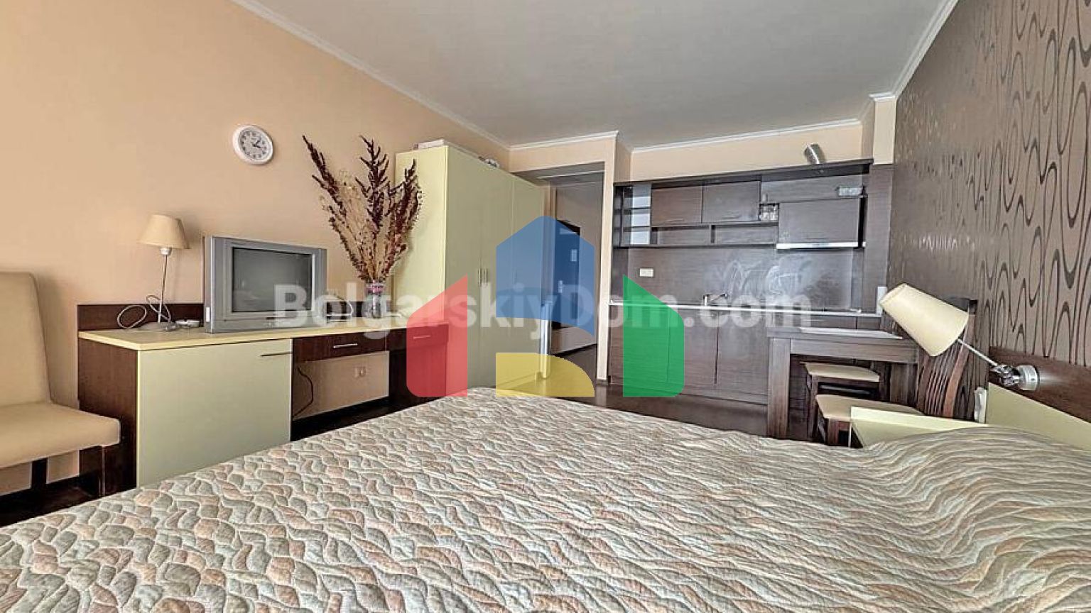 Квартира-студія в Гранд Готель