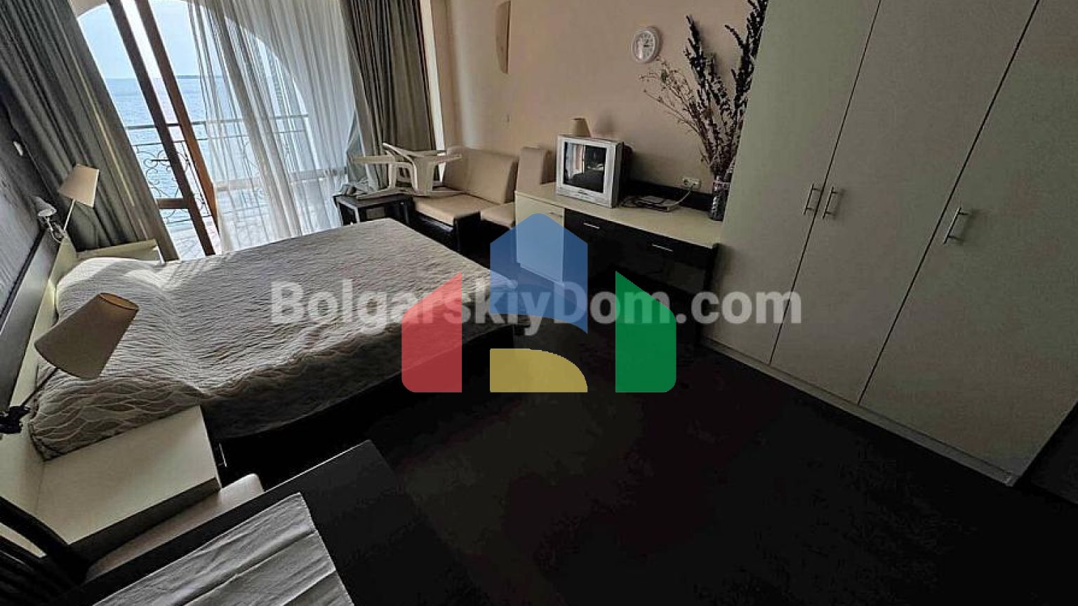 Квартира-студія в Гранд Готель