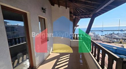 Двокімнатна квартира в Марина Діневі