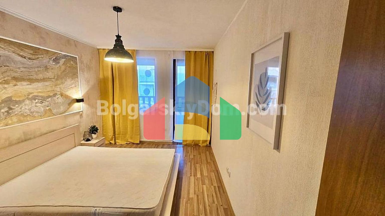 Двокімнатна квартира в Марина Діневі