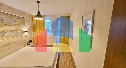 Двокімнатна квартира в Марина Діневі