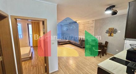 Двокімнатна квартира в Марина Діневі