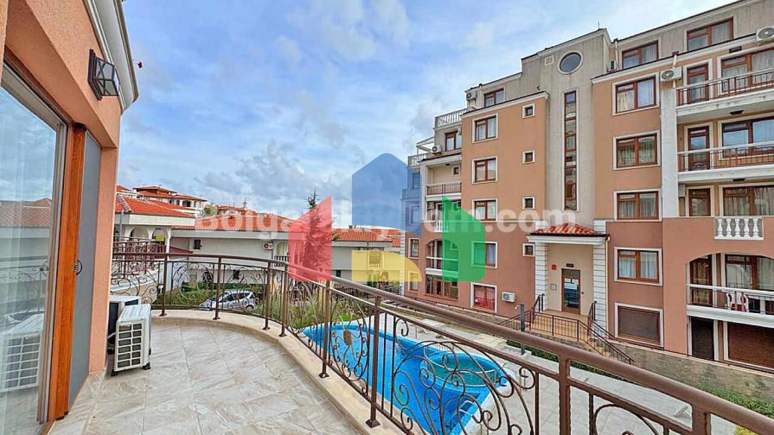 Трикімнатна квартира в Фенікс