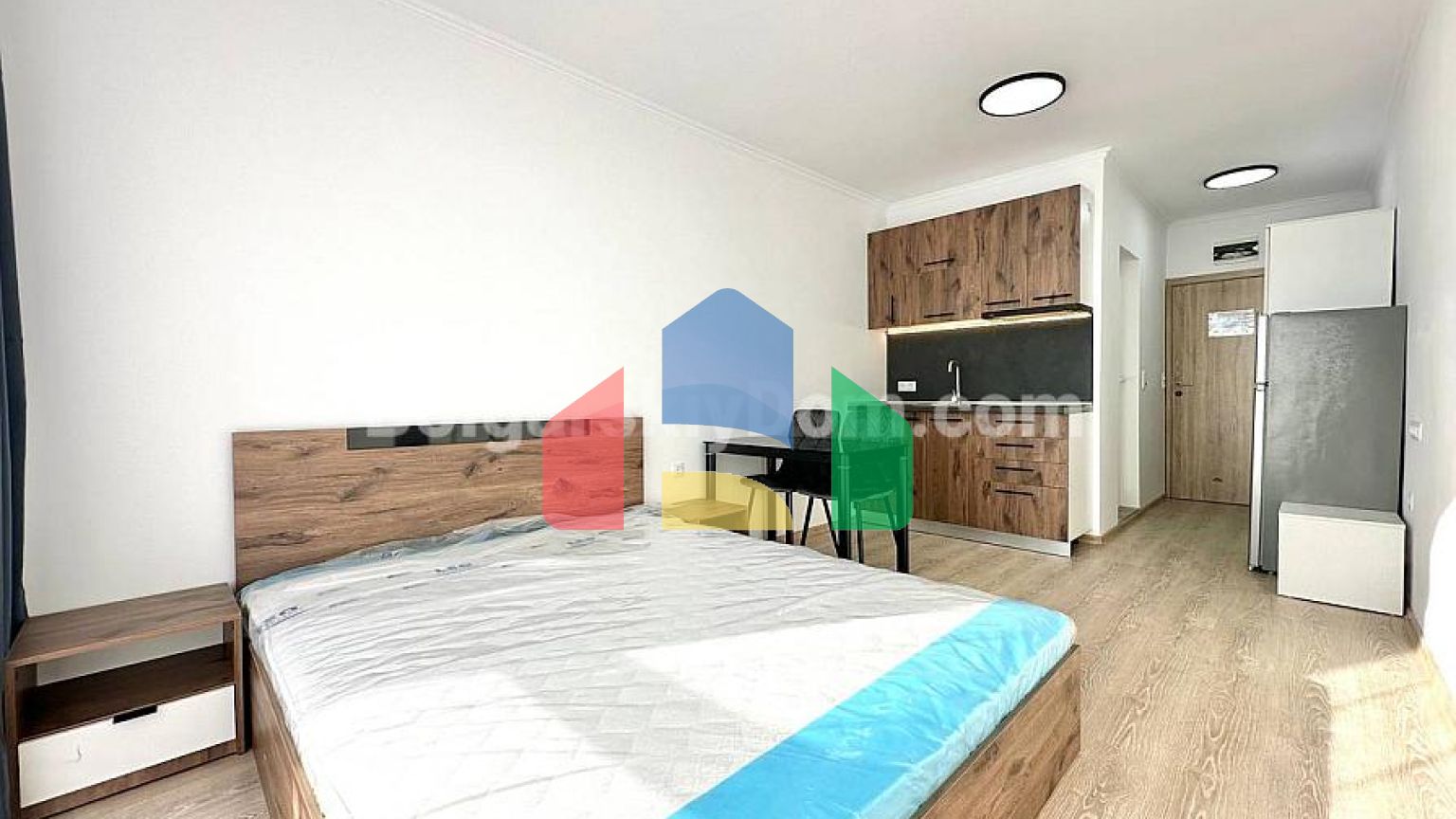 Квартира-студія в Макон