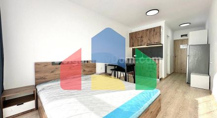 Квартира-студія в Макон