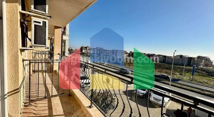 Квартира-студія в Макон