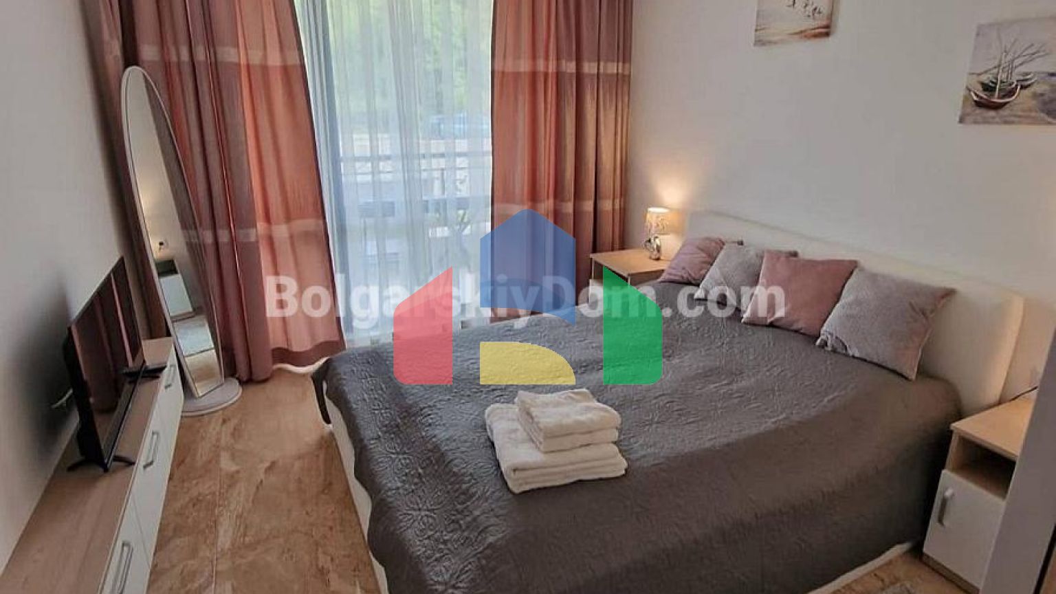 Двокімнатна квартира в Онікс