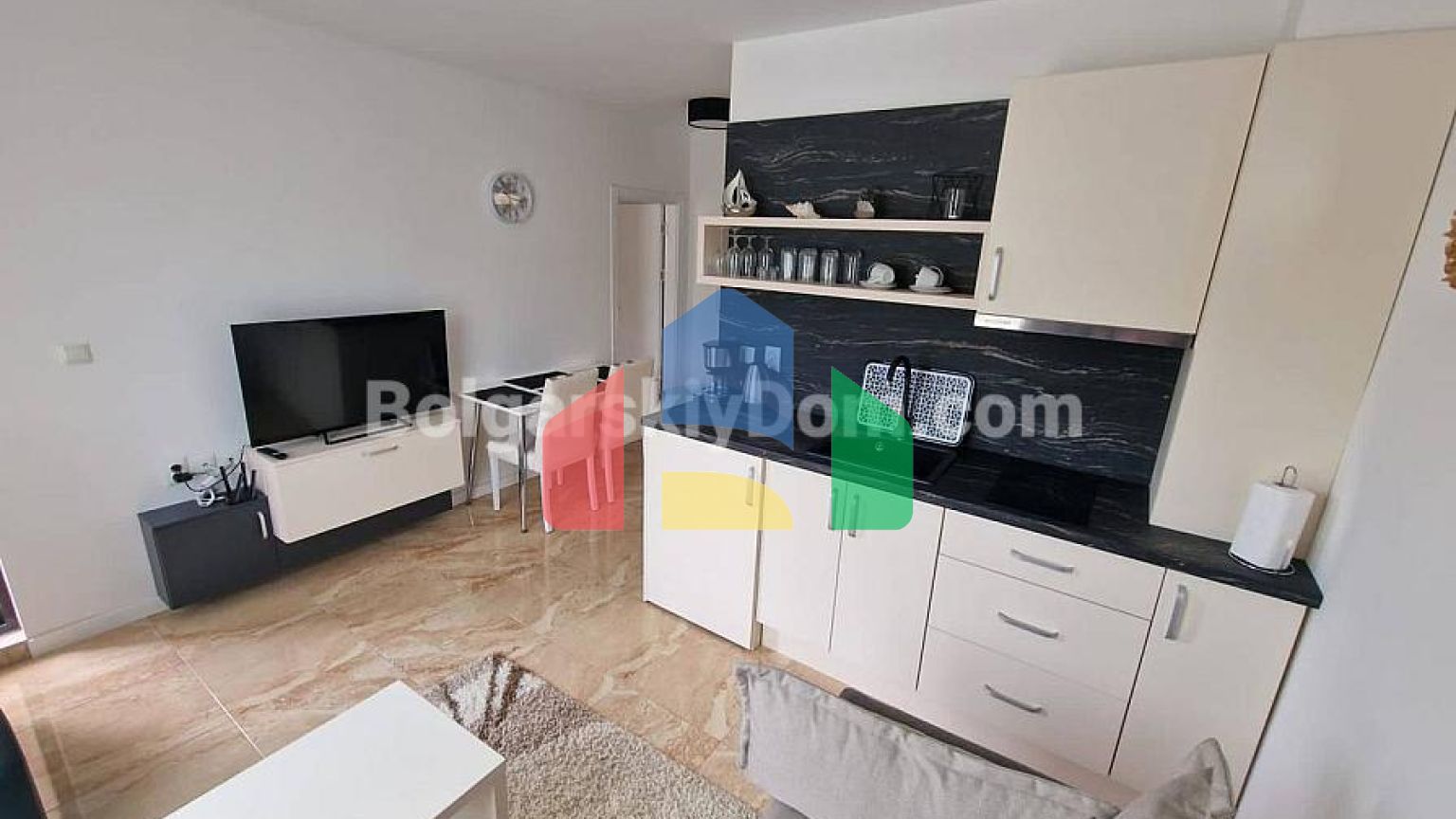 Двокімнатна квартира в Онікс