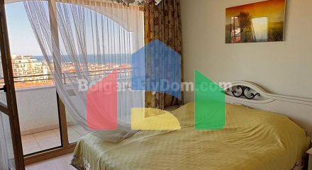 Трикімнатна квартира в Вілла Флоренція