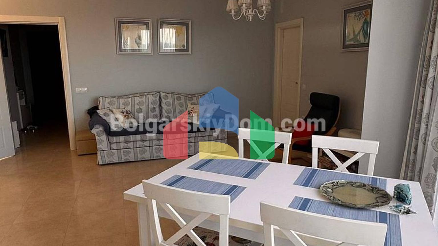 Трикімнатна квартира в Вілла Флоренція