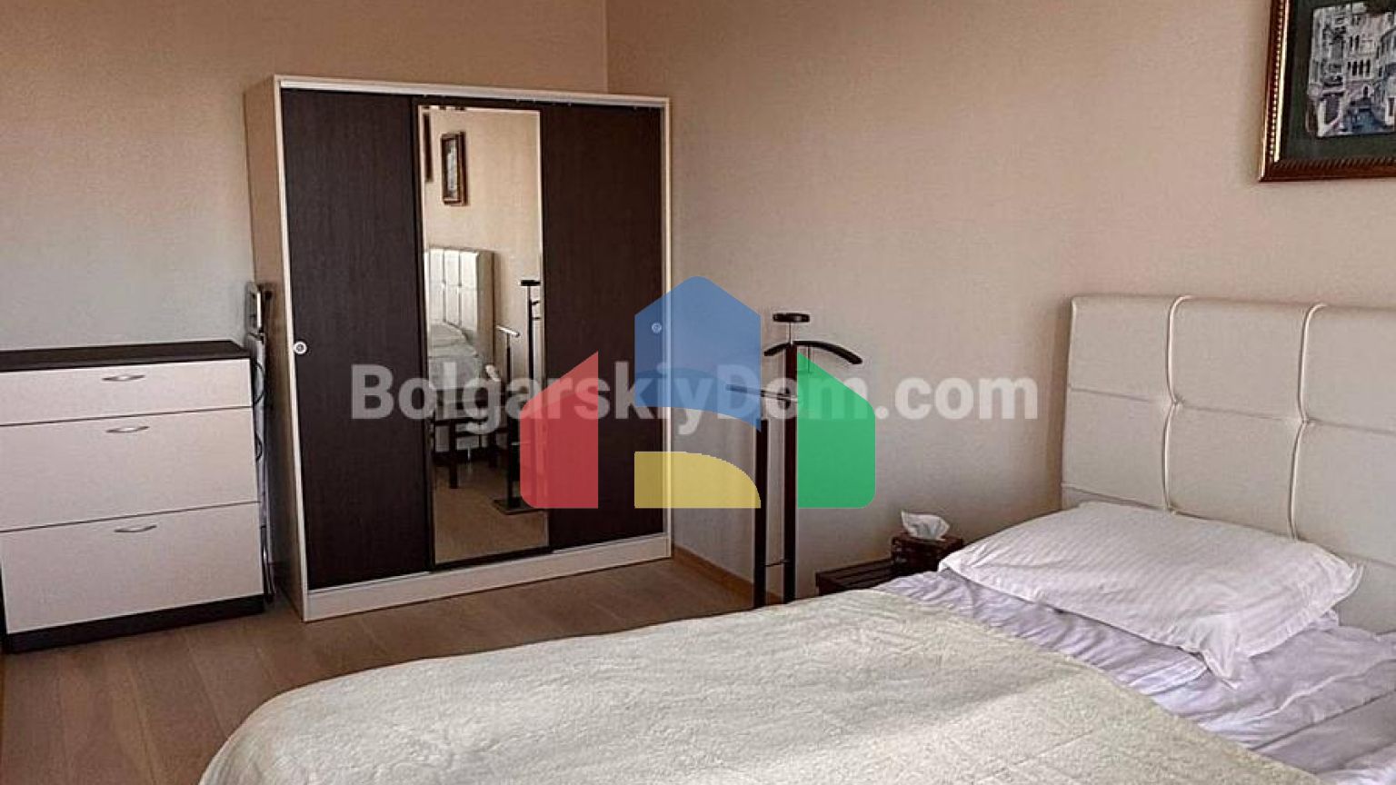 Трикімнатна квартира в Вілла Флоренція