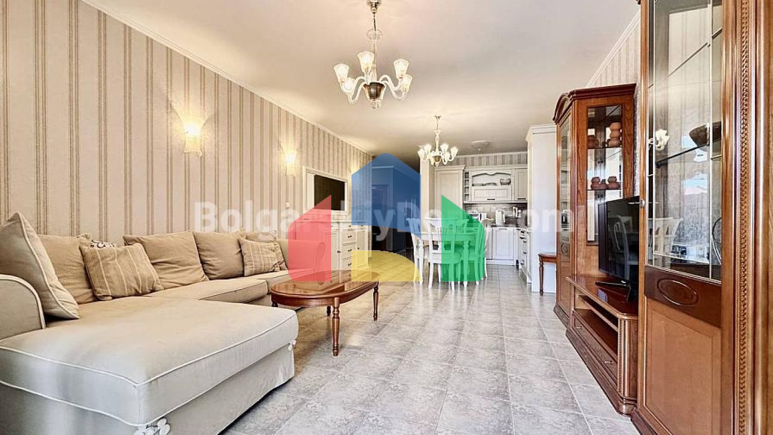 Трикімнатна квартира в Каса Реал