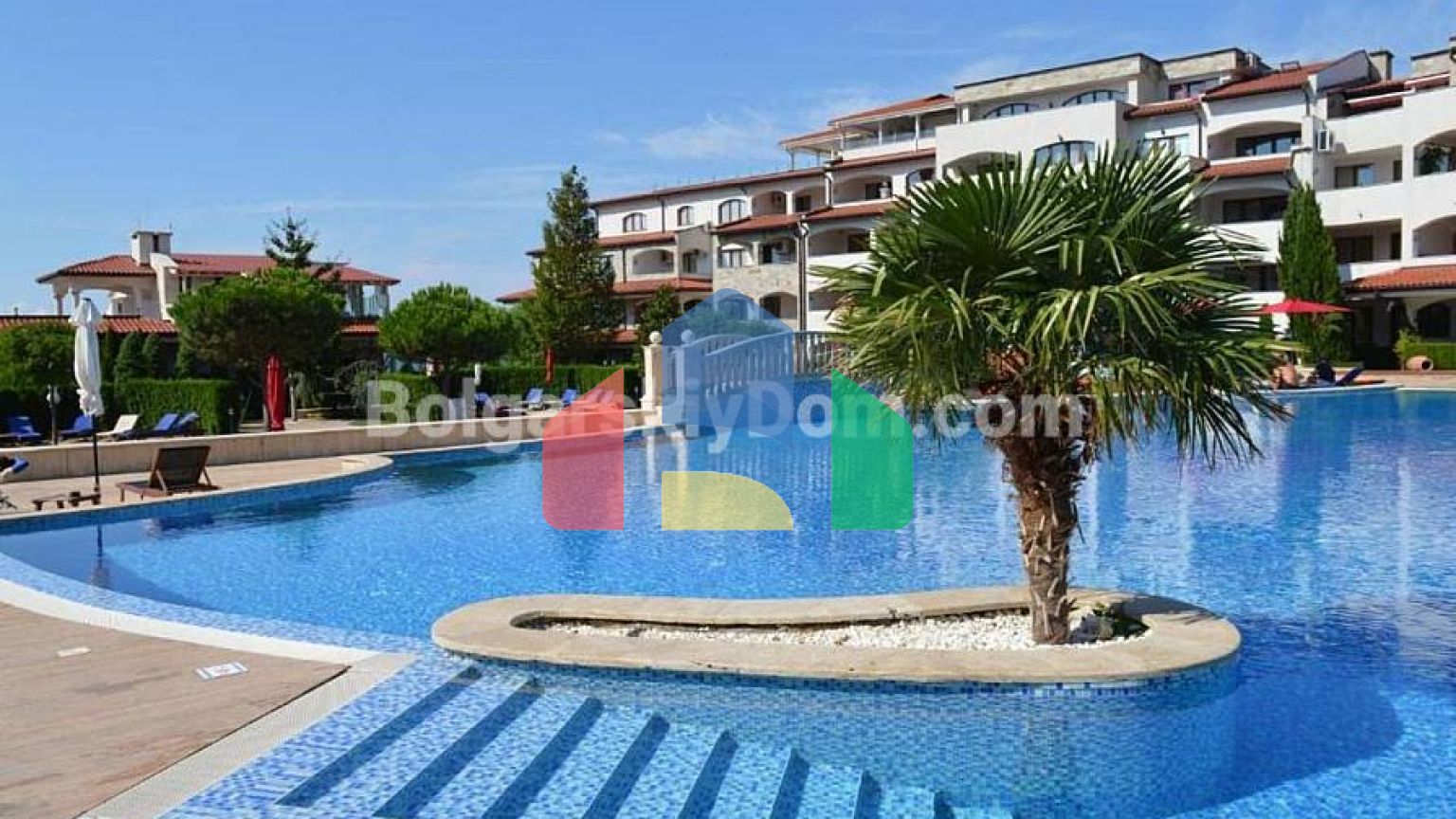 Трикімнатна квартира в Каса Реал