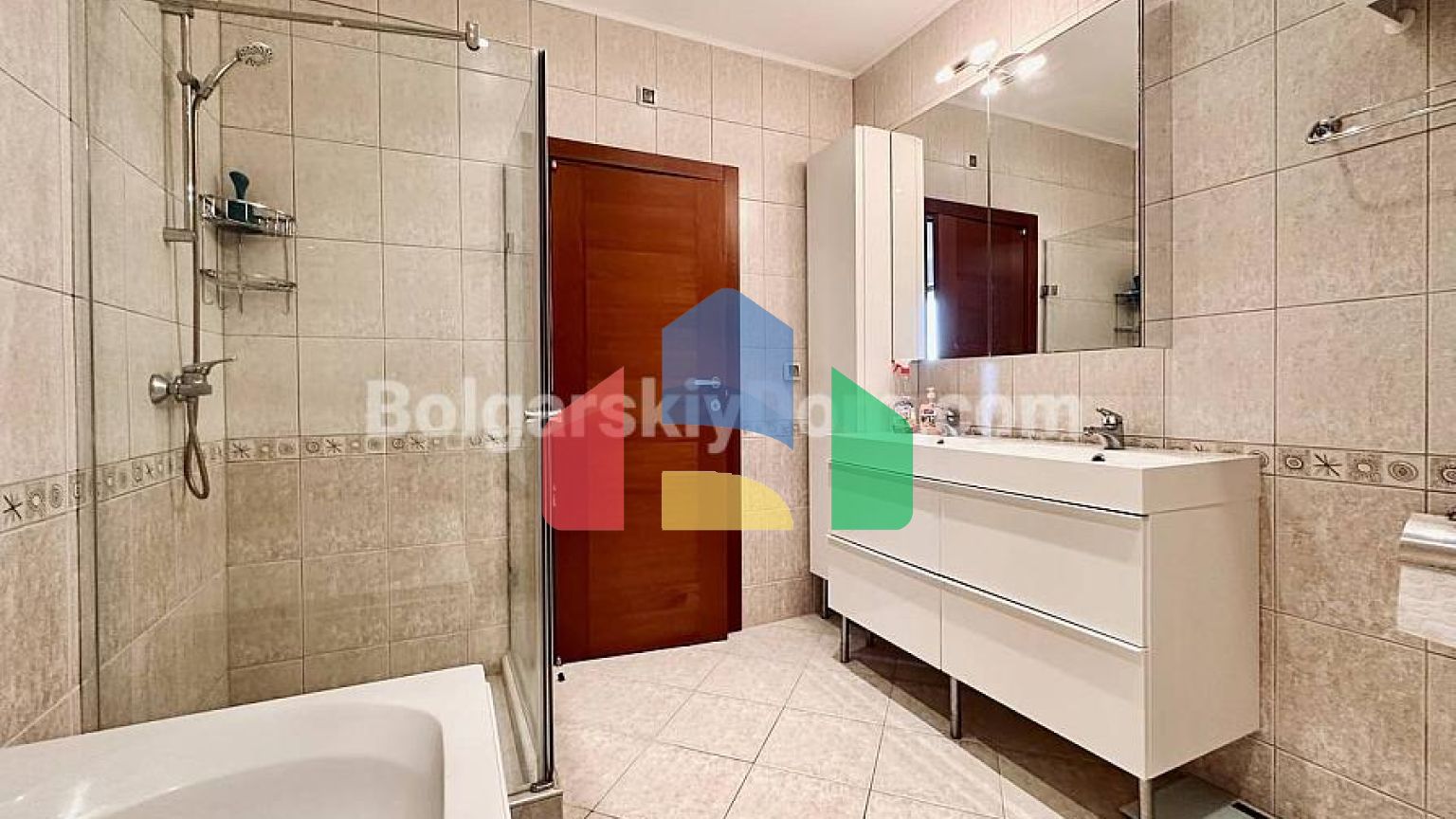 Трикімнатна квартира в Каса Реал