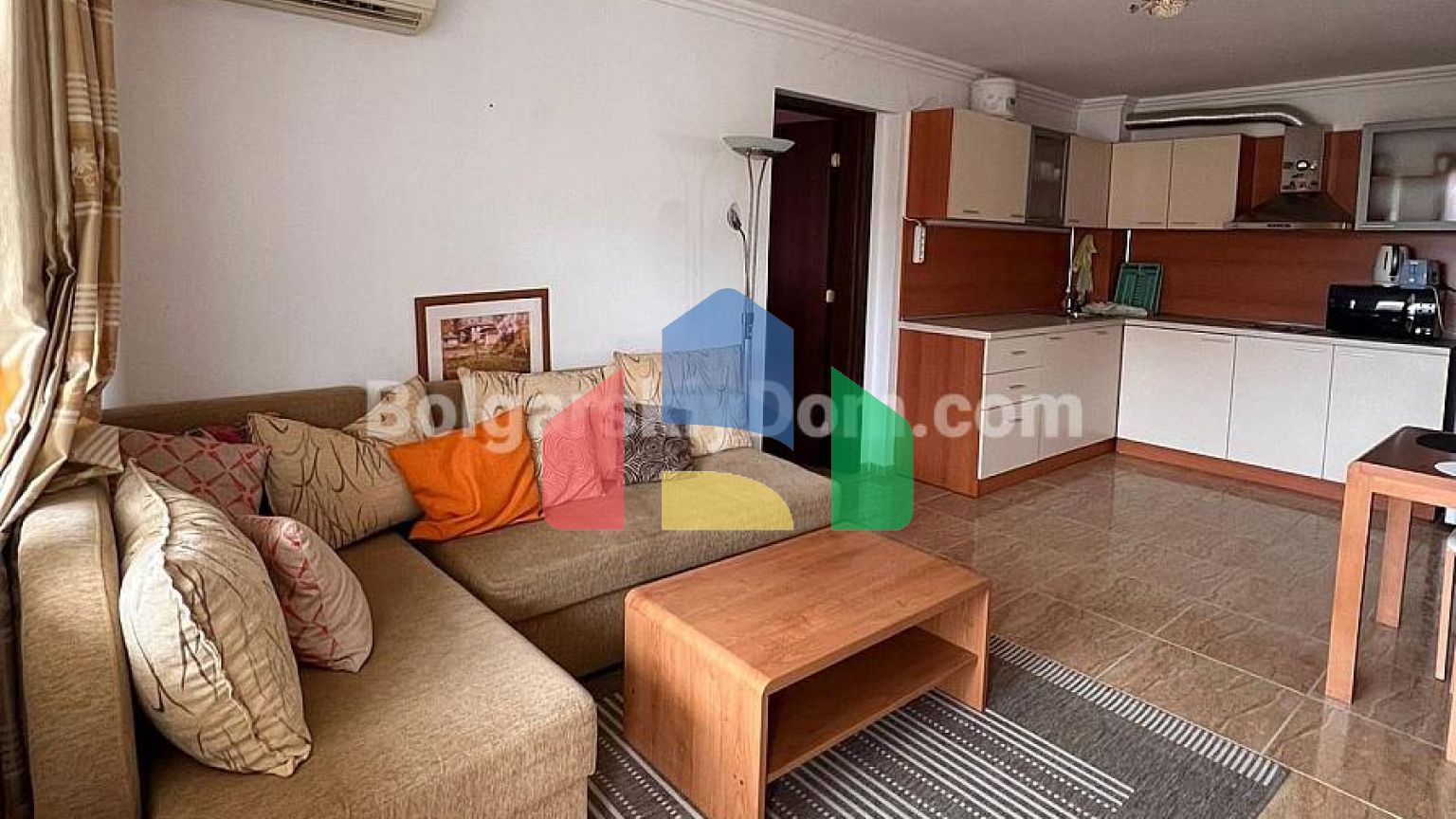 Трикімнатна квартира в Камбані 3