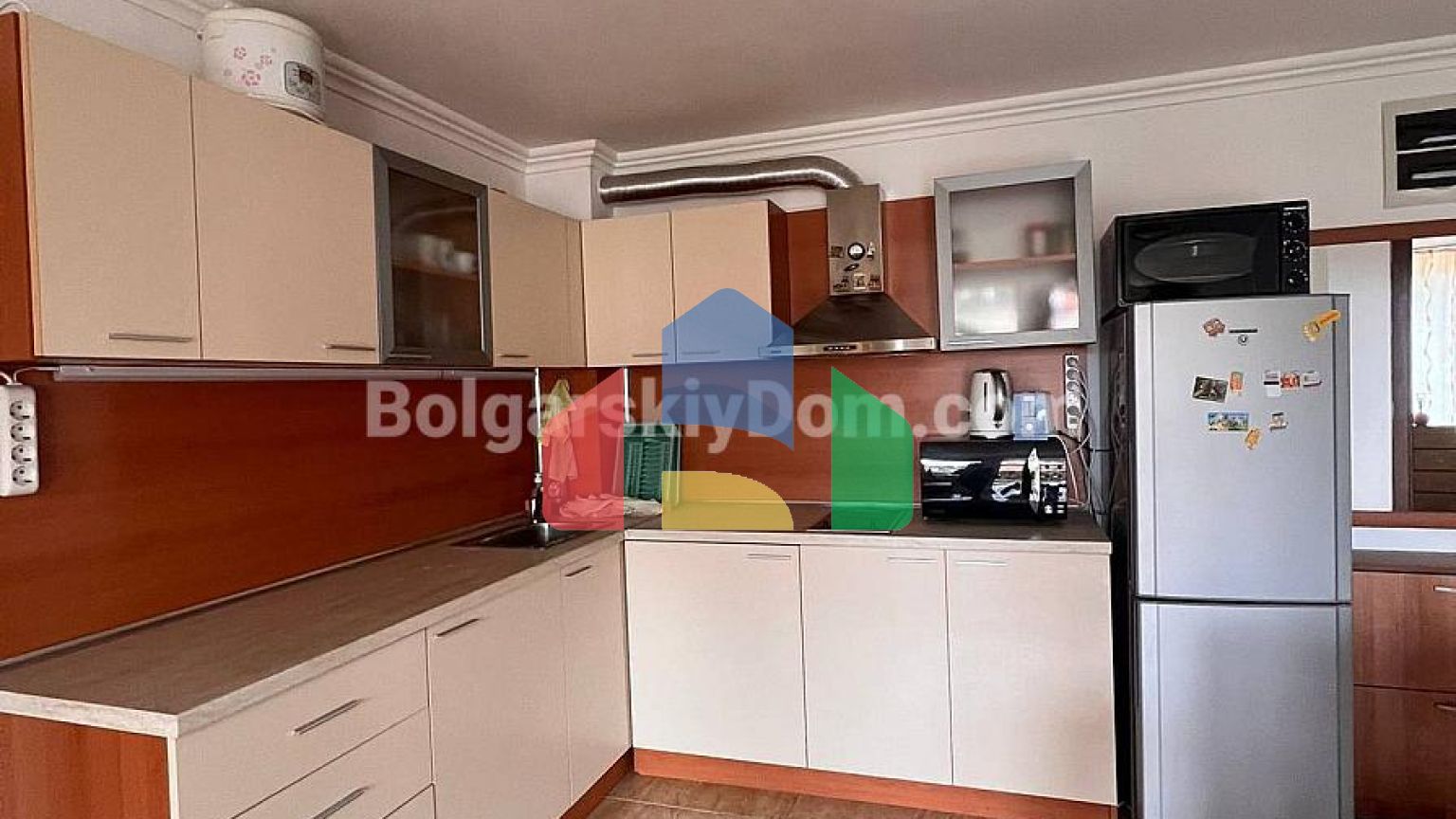 Трикімнатна квартира в Камбані 3