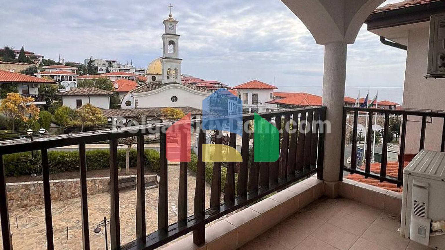 Трикімнатна квартира в Камбані 3