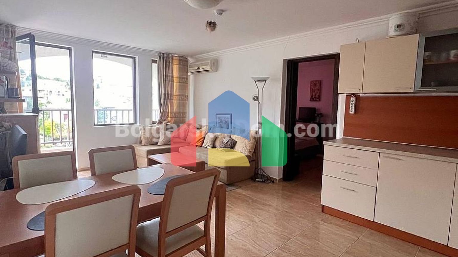 Трикімнатна квартира в Камбані 3