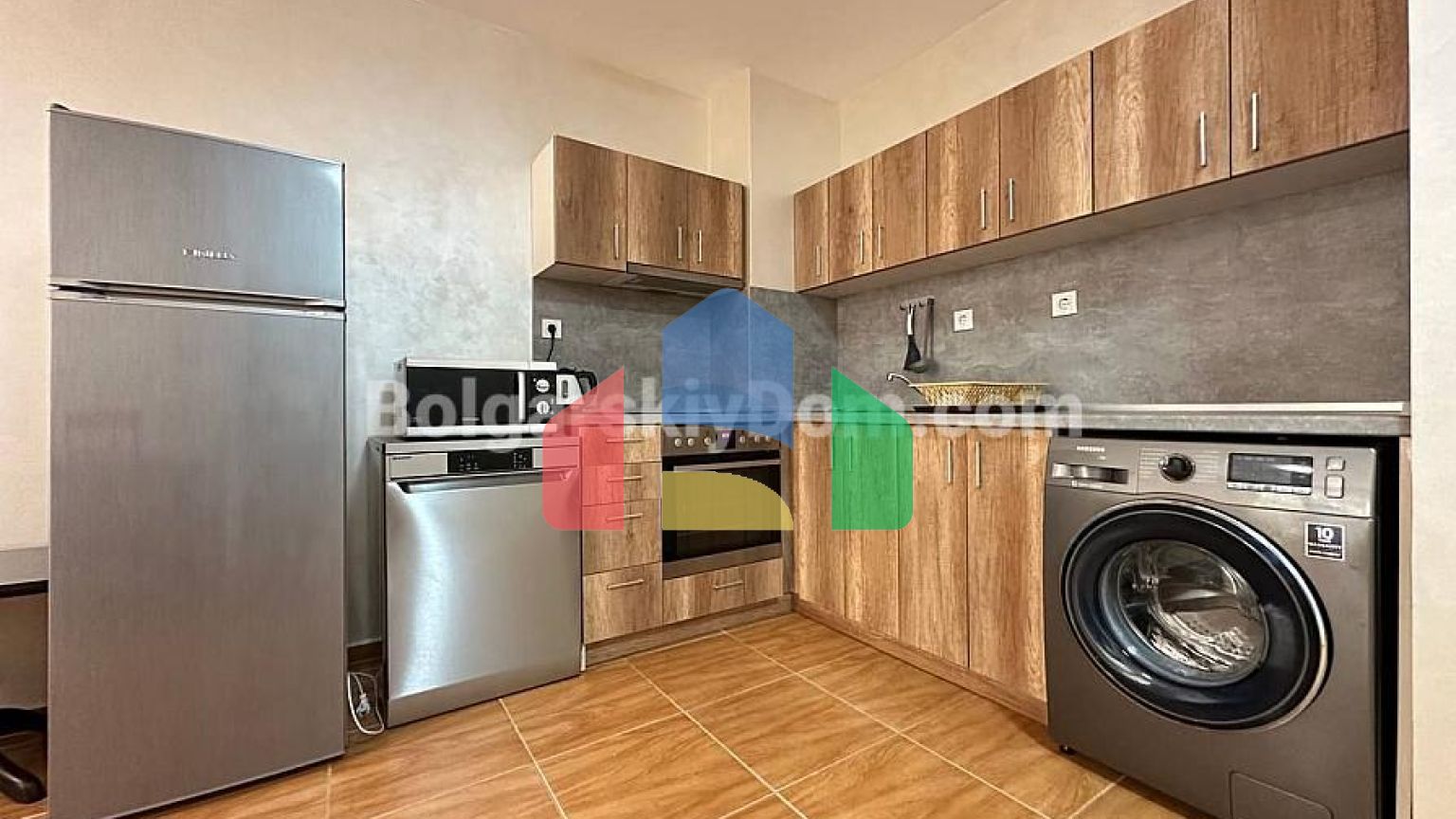 Трехкомнатная квартира в Парадайс Дримс