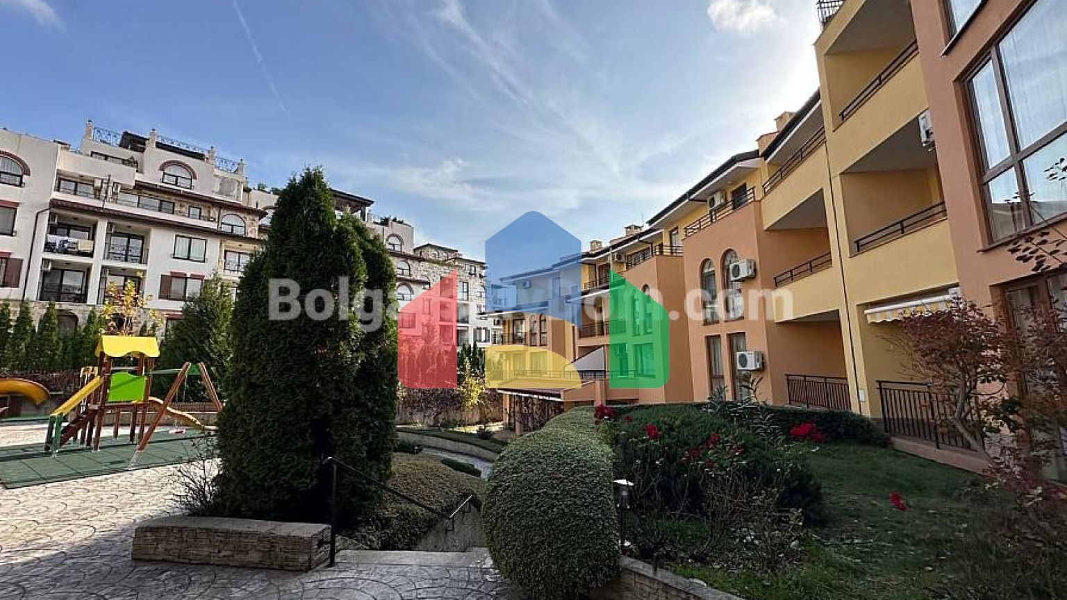 Трехкомнатная квартира в Парадайс Дримс