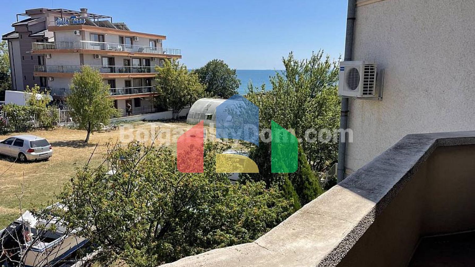 Трикімнатна квартира в Сан Палас