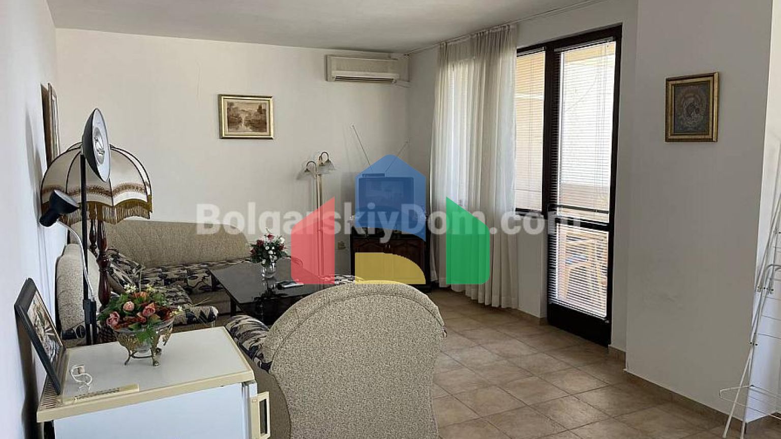 Трикімнатна квартира в Сан Палас