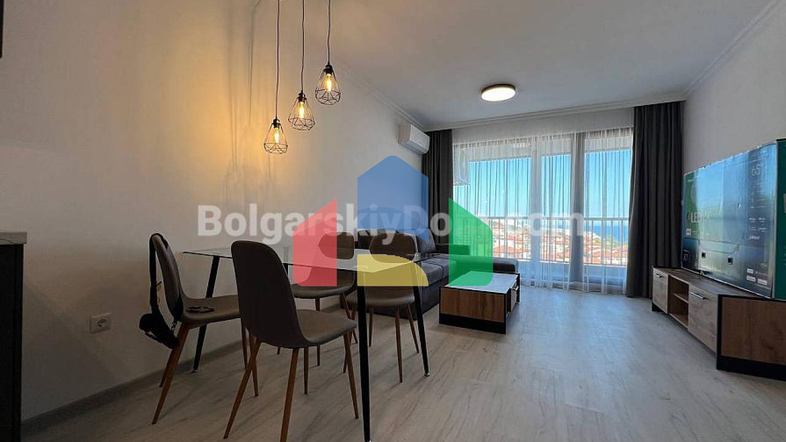 Трикімнатна квартира в Етера 4