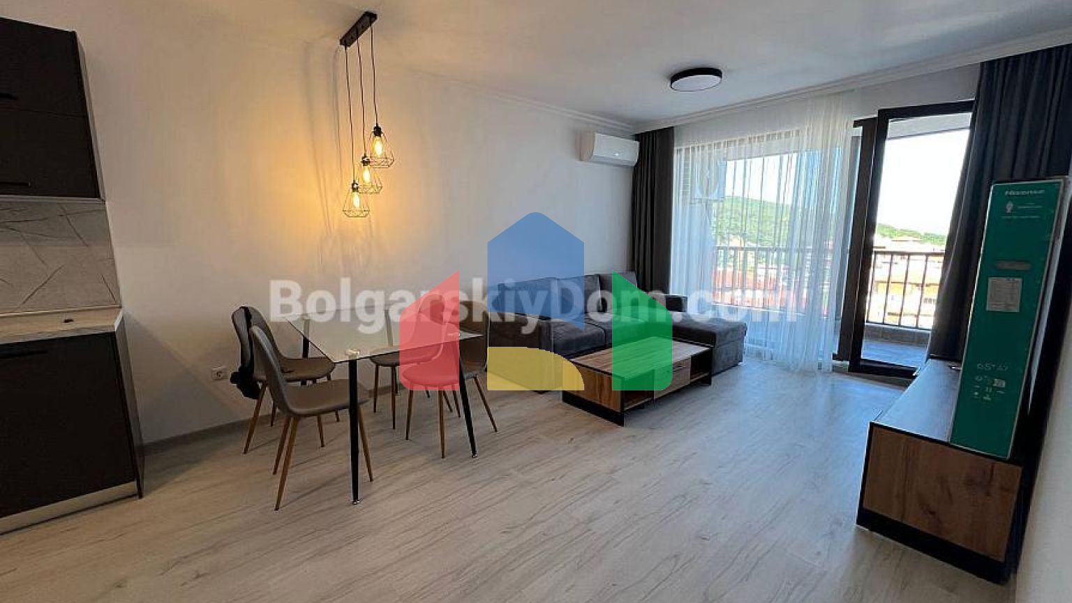 Трикімнатна квартира в Етера 4