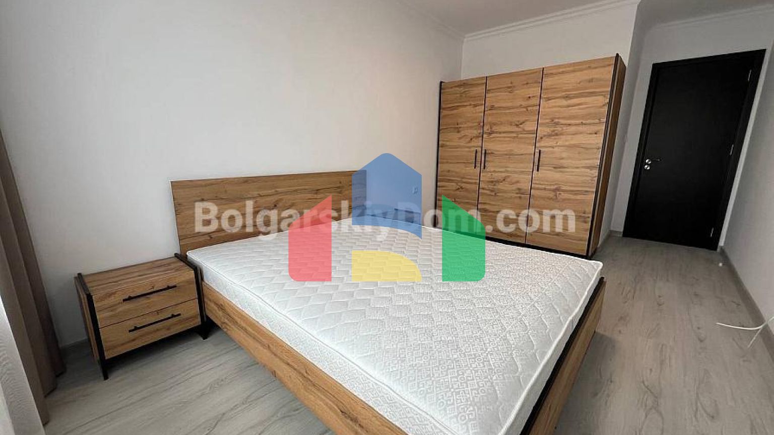 Трикімнатна квартира в Етера 4