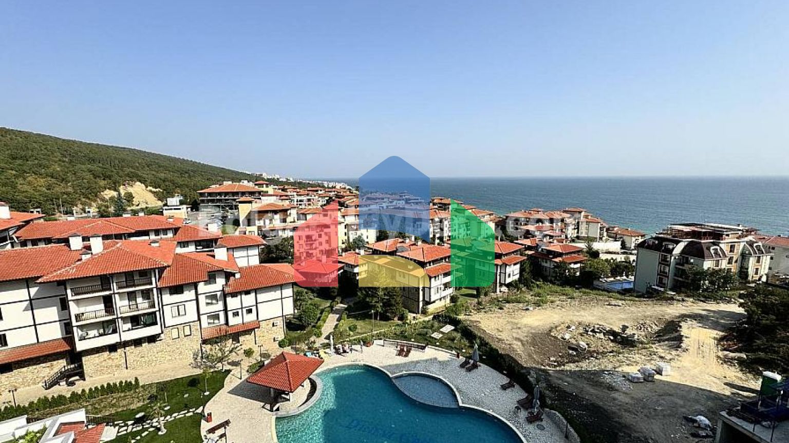 Трикімнатна квартира в Етера 4